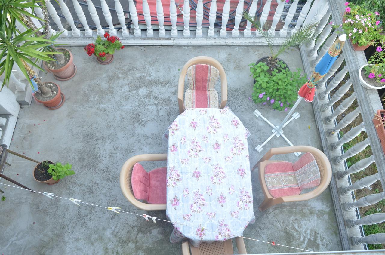 Prenociste Orhideja Hotell Odžak Exteriör bild